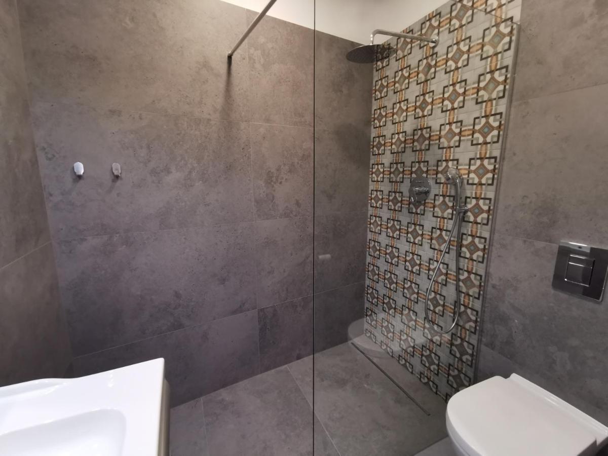 Nowe Apartamenty Zamkowa Vis A Vis Wawelu Krasków Eksteriør bilde