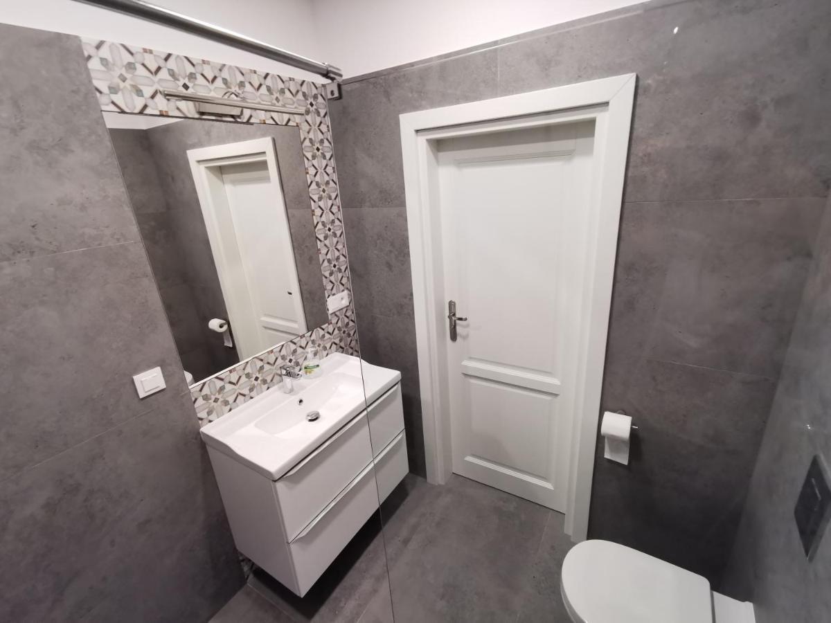 Nowe Apartamenty Zamkowa Vis A Vis Wawelu Krasków Eksteriør bilde